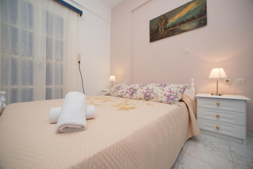 Aparthotel Bella Sant Perissa  Exteriér fotografie